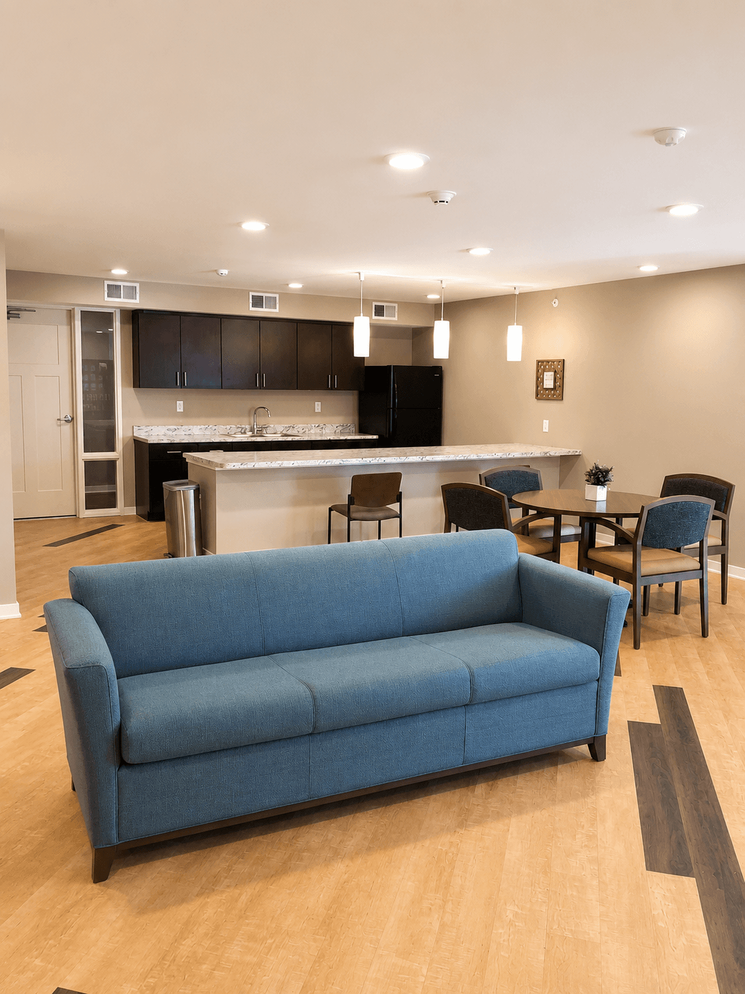 Washington Apartments photo 2